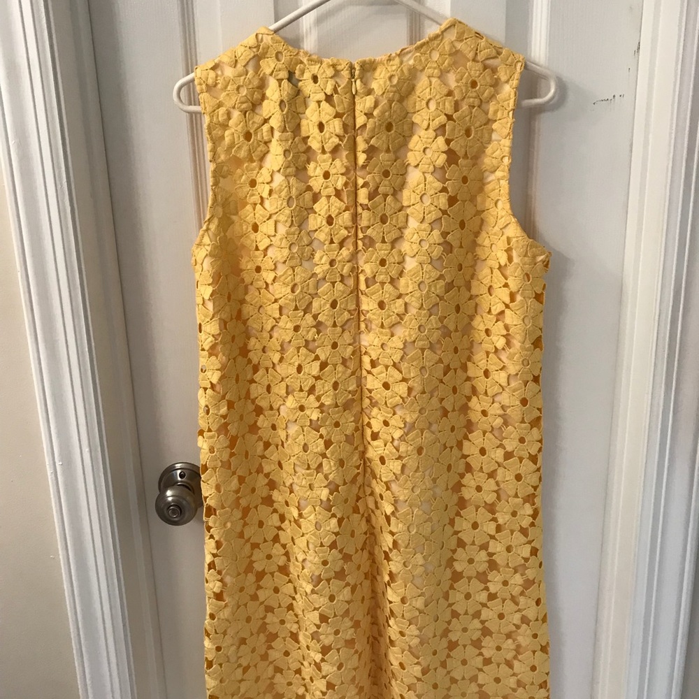 Yellow daytime dress - Picture 3 of 4